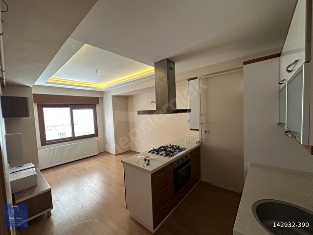 Karşıyaka Yalı Mahallesinde Kiralı 2+1 Daire - Görsel 12