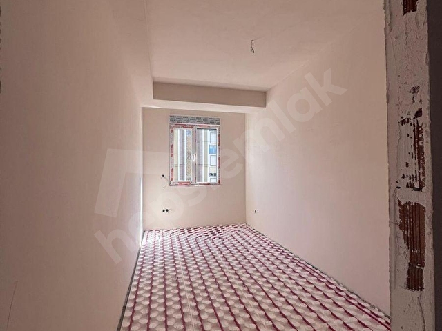 ERENKÖYDE MERKEZİ LOKASYONDA BALKONLU 74 M2 NET ARAKAT - Görsel 22