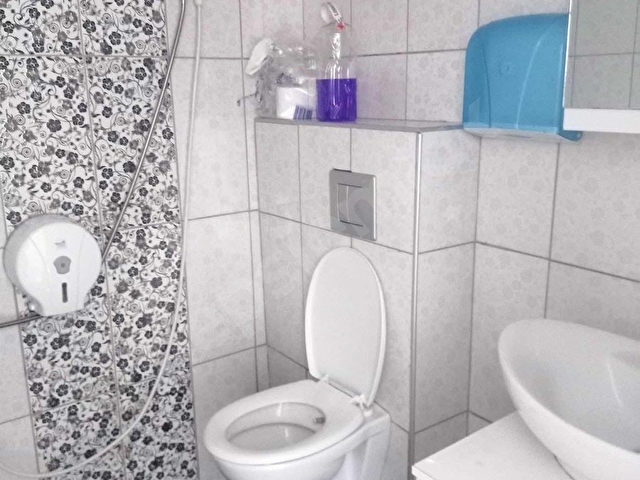 ATAŞEHİR ATA BLOKLARINDA ASMA KATLI 100M2 HER İŞE UYGUN DÜKKAN - Görsel 3