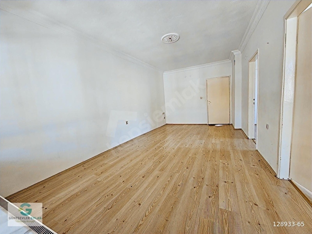 **GÜNEŞEVLER EMLAKTA KATTA BU FİYATA 3 BALKONLU DAİRE** - Görsel 6