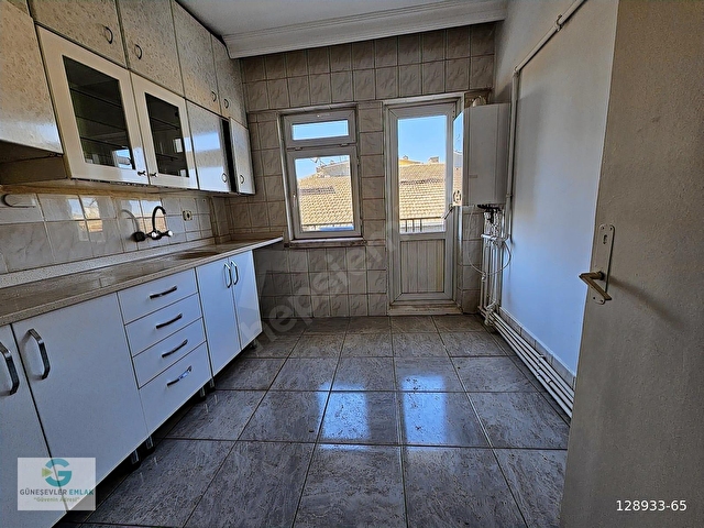 **GÜNEŞEVLER EMLAKTA KATTA BU FİYATA 3 BALKONLU DAİRE** - Görsel 28