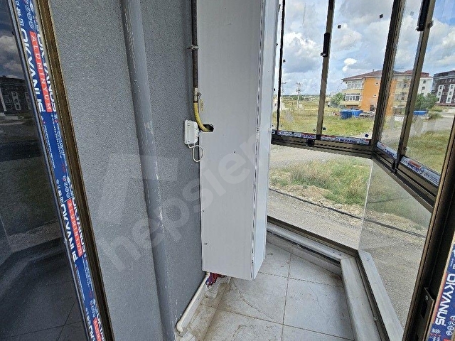Kapaklı Okullar Bölgesinde 1.Kat Teraslı 2+1 Kiralık Daire - Görsel 12