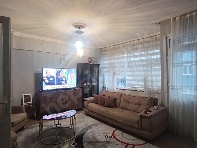 SOFULAR CADDE ÜSTÜ KÖŞE BİNA 100 M2 FERAH GENİŞ TEMİZ 2+1 - Görsel 24