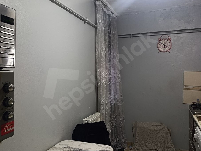 SOFULAR CADDE ÜSTÜ KÖŞE BİNA 100 M2 FERAH GENİŞ TEMİZ 2+1 - Görsel 5