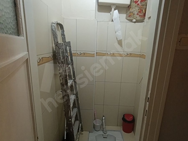SOFULAR CADDE ÜSTÜ KÖŞE BİNA 100 M2 FERAH GENİŞ TEMİZ 2+1 - Görsel 20