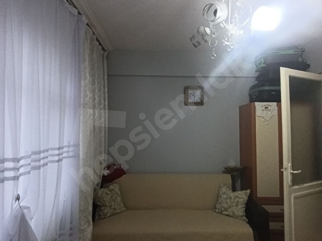 SOFULAR CADDE ÜSTÜ KÖŞE BİNA 100 M2 FERAH GENİŞ TEMİZ 2+1 - Görsel 12