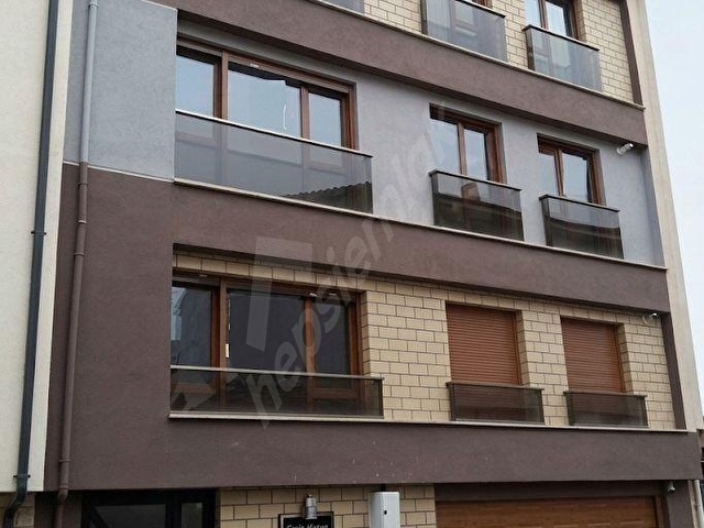 By İSA YALÇIN GAYRİMENKULDEN SÜMER MAH. SÜPER KONUMDA 2. KAT SATILIK 3+1