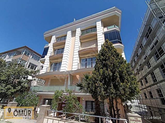 Bahçelievler Çalışlar Caddesine Yakın 220 m² Geniş 4+1 Satılık - Görsel 2