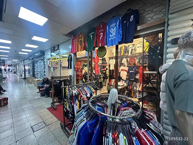 KÜÇÜKÇEKMECE FEVZİ ÇAMAK MAH SATILIK 10 M2 PASAJDA DÜKKAN