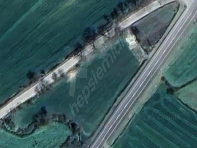 ANAYOL ÜZERİ KUPON 4.000 M2 TARLA - Görsel 12