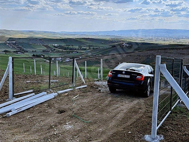 AKYURT KIZIK MAH. 250 M2 ELEKTİRİK SU MEVCUT MANZARALI BAHÇELER - Görsel 24