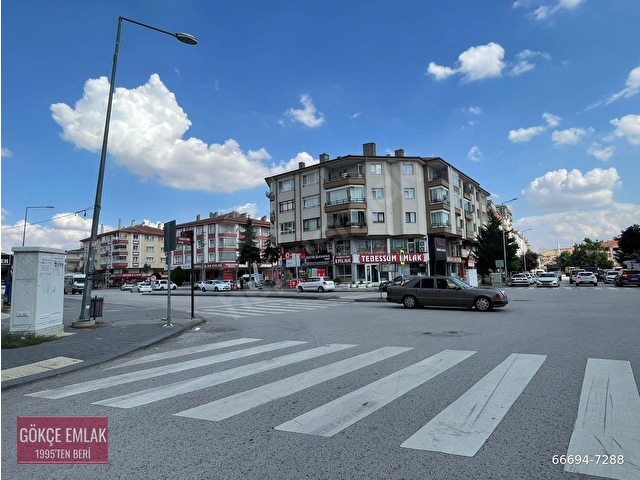 GÖKÇE EMLAKTAN SARAYDA ÇARŞIYA YAKIN GENİŞ CEPHELİ SATILIK DÜKKAN - Görsel 26