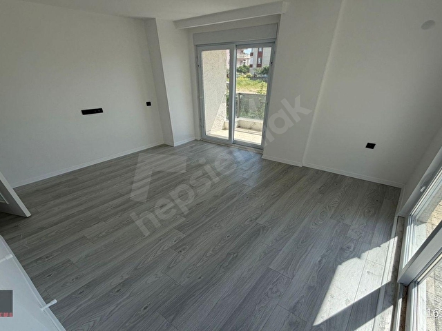 MES GAYRİMENKULDEN TRAMVAY YAKINI Y.GİRİŞ 2+1 DAİRE - Görsel 12