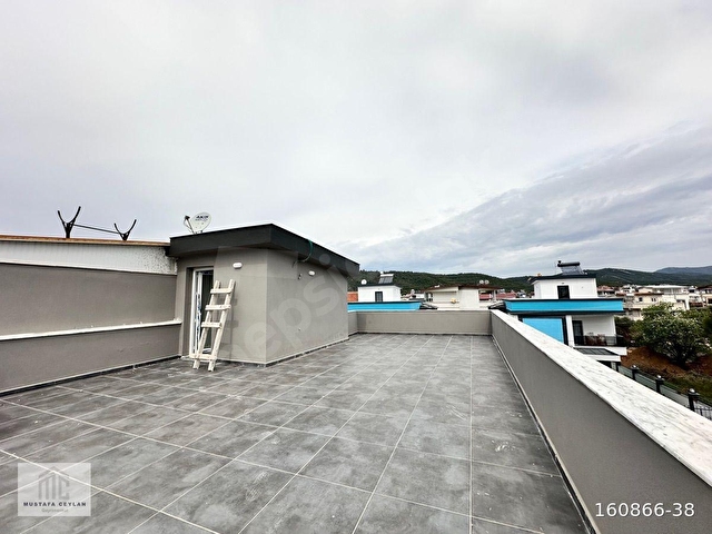 Seferihisar Doğanbey Cumhuriyette 3+1 Satılık Müstakil Villa Denize yakın 750 metre - Görsel 10