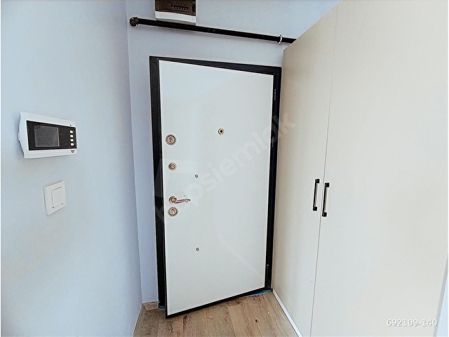 AYBÜ Yakını Cadde Üzerinde Geniş Kiralık Lüks 1+1 Daire - Görsel 20