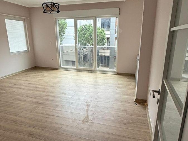 İDEALTEPE SAHİLDE MARMARAYA 150 MT. SIFIR LÜKS 3+1 DAİRE 130 M2. - Görsel 29