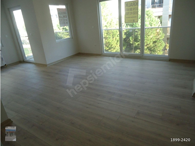 İDEALTEPE SAHİLDE MARMARAYA 150 MT. SIFIR LÜKS 3+1 DAİRE 130 M2.