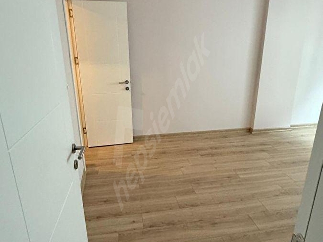 İDEALTEPE SAHİLDE MARMARAYA 150 MT. SIFIR LÜKS 3+1 DAİRE 130 M2. - Görsel 27