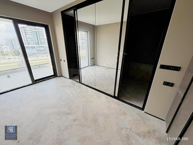 Yaşamkent Merkezde Seçkin Mimariye Sahip Köşe Ultra Lüks Villa - Görsel 15