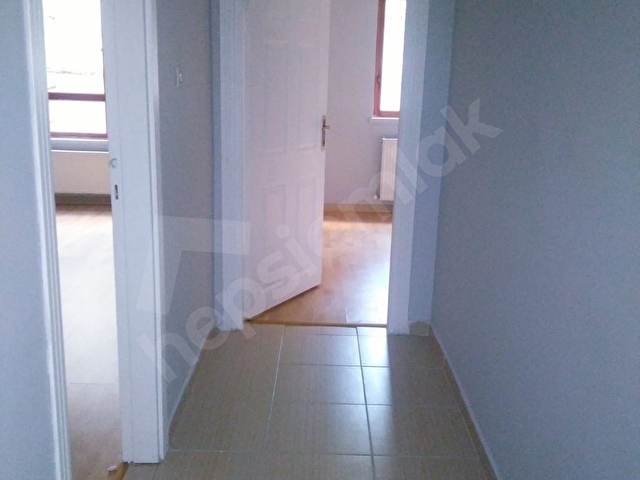 AHİ ELVAN CADDESİ YAKINI KATTA 2+1 DAİRE - Görsel 3