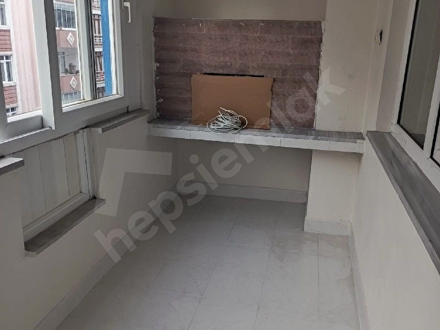 KARABÜK ṢIRINEVLER MAH. ARAŞTIRMA HASTANESİNE YAKIN ARAKAT 3+1 ÇİFT BALKONLU - Görsel 5