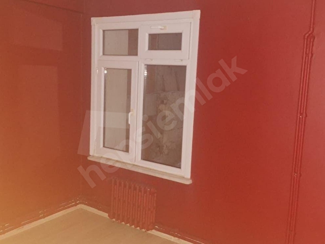 ERGENEKON CADDESİ ÜZERİNDE ASANSÖRLÜ KOMBİLİ BAKIMLI 2 ODA 1 SALON KİRALIK OFİS BÜRO - Görsel 22