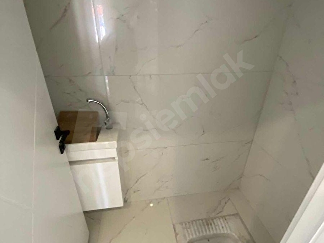 AKŞEMSETTİN MHDE 3+1 3.SON KATTA FUL YAPILI MERKEZİ KONUMDA - Görsel 29