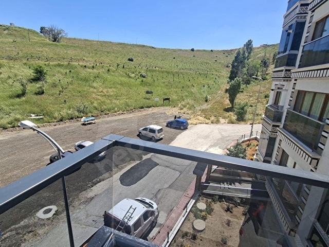 MÜRSEL ULUÇDA 1+1 ORTAKAT SIFIR MANZARALIBOŞ DAİRE - Görsel 16