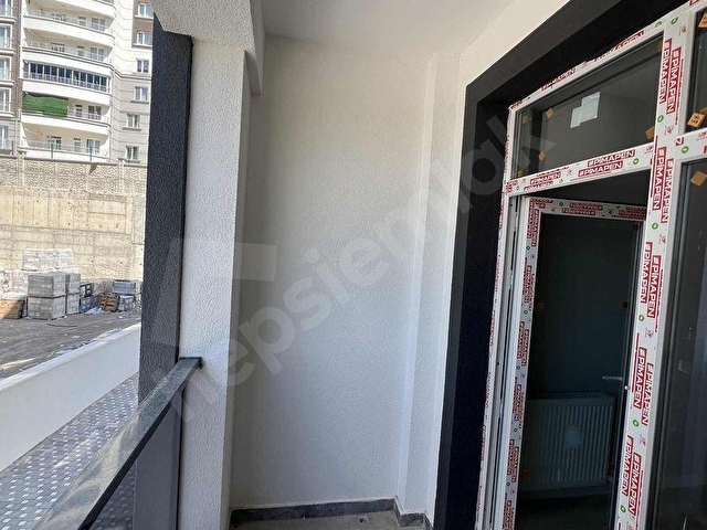 1 EMLAKda CEVHER. MAH. İÇİ FULL YAPILI sıfır KİRALIK 2+1 DAİRE - Görsel 16