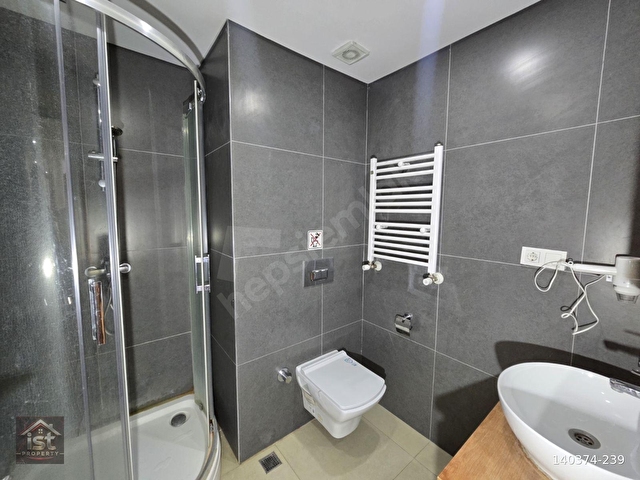 Metrobüse Özel Shuttle Hizmetli Sitede, Güney Cephe, Manzaralı - Görsel 18