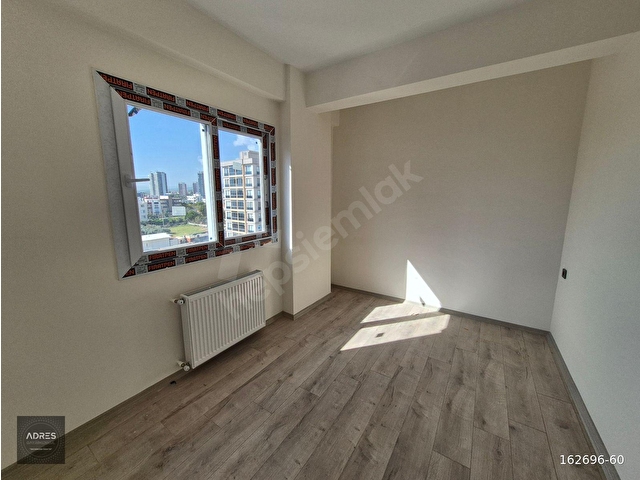 ESKİ MEZİTLİDE İKİ CEPHELİ KİRALIK SIFIR 1+1 DAİRE - Görsel 11