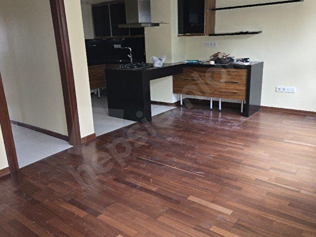 B.Mercan Emlaktan Yalıköyde Yalı Dairesi.Dubleks. 4 odalı. 1.ve 2. katı Kiralık. - Görsel 6
