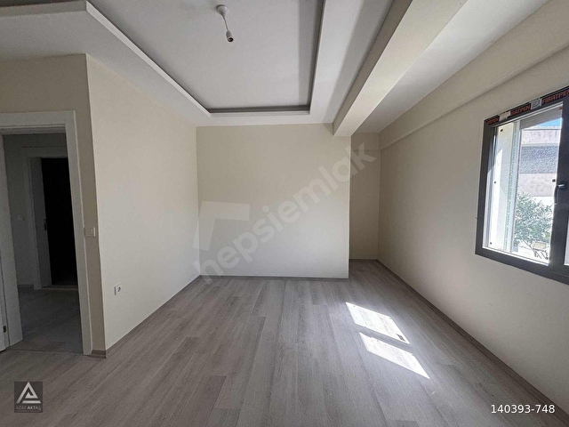 Şirin mahallede ana yola yakın ada mutfaklı 3+1 kiralık villa - Görsel 19