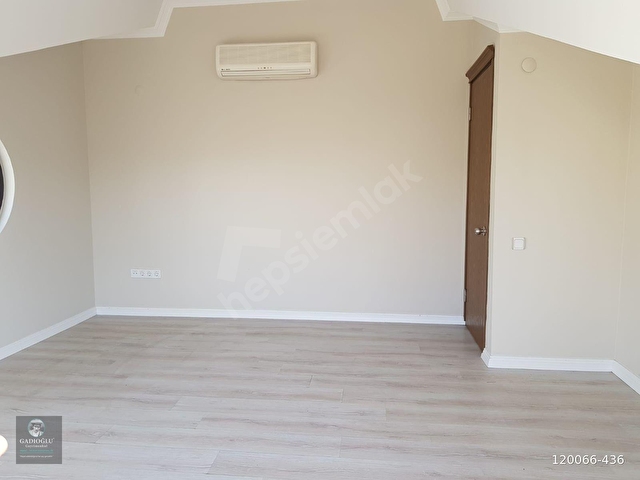 Marmaris Merkezde Adliye Civarı Kiralık 1+1 Ofis & Büro - Görsel 2