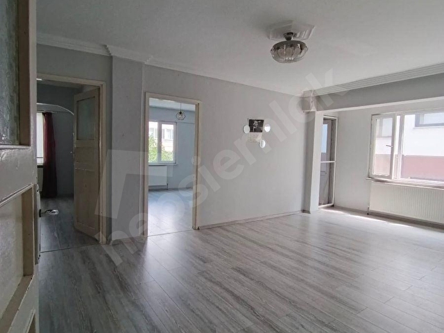 Bandırma Paşakonak mh  Ara Kat, Çift WCli, Çift Cepheli 2+1 Kiralık Daire - Görsel 7