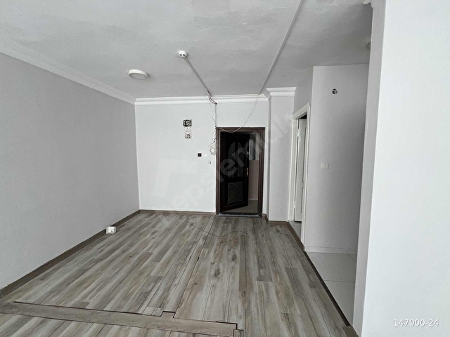 GÜNGÖREN MERKEZ MAH. BULUT SİTESİ 40_M2 WC VE MUTFAKLI KLİMALI - Görsel 10