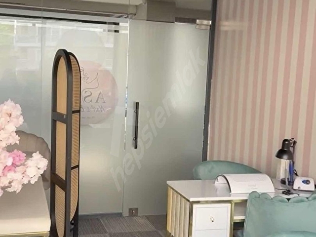 CASPIAN MODERN DE ÖN CADDE CEPHELİ BALKONLU KİRALIK OFİS DÜKKAN - Görsel 18