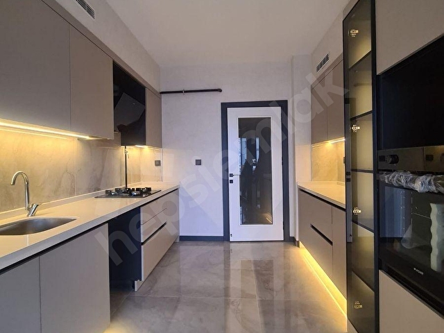BEYMİRADAN ÖZEL TASARIM İLE LÜKS 2.5+1 SIFIR DAİRELER SİTE KAPALI OTOPARK - Görsel 4
