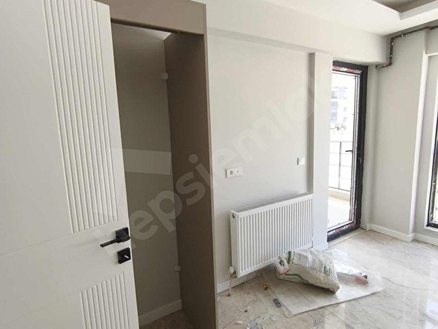 FATİHDE 3+1 GENİŞ SIFIR SATILIK DAİRE - Görsel 4