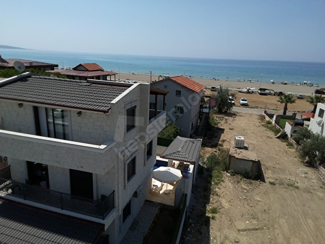 gümüldürde denize 50m havuzlu tek müstakil villa. 11904543 hepsiemlak