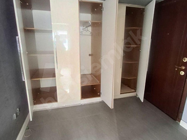 Karataş Lisesi refüjlü genişyolda köşe k.mutfak d.gaz 3+1 - Görsel 20