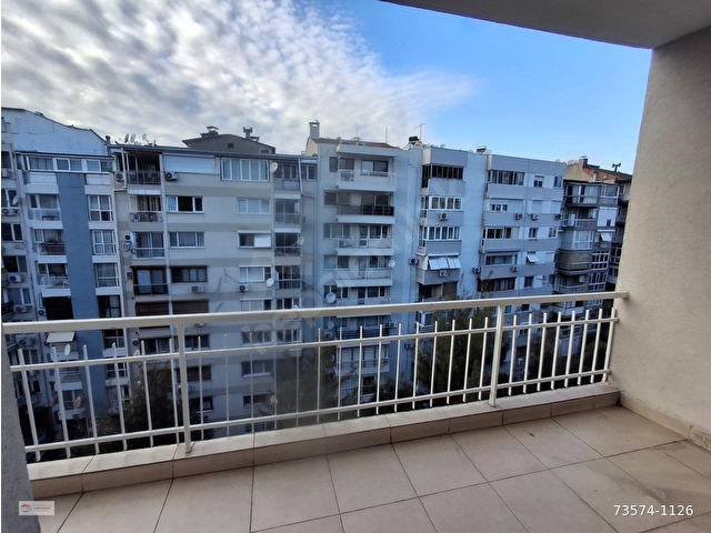 Karataş Lisesi refüjlü genişyolda köşe k.mutfak d.gaz 3+1 - Görsel 9