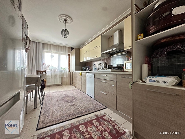 POLATTAN AKPINAR MAHALLESİNDE ARAKAT YAPILI 150 M2 3+1+2 BANYO - Görsel 27