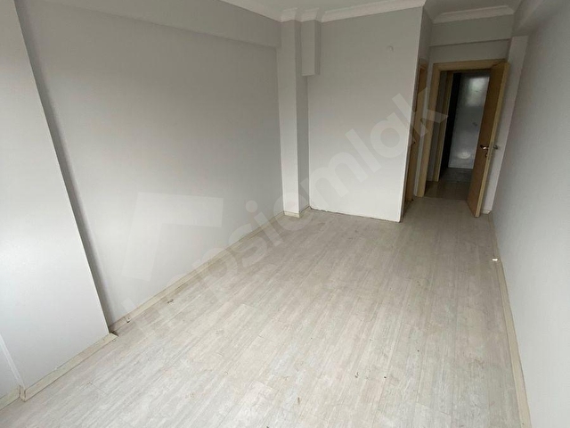 GÖKÇE BAĞÇİVAN GAYRİMENKULDEN CADDE ÜZERİ ÖN CEPHE DAİRE - Görsel 11