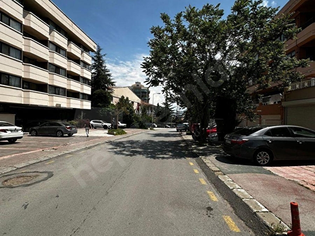 Uğur Mumcuda 4+1 Satılık Daire | Depolu ve Kapalı Otoparklı - Görsel 20