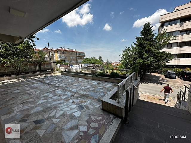 Uğur Mumcuda 4+1 Satılık Daire | Depolu ve Kapalı Otoparklı - Görsel 17