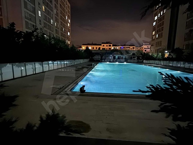 Özyurtlar Nmerkez sitesi de Eşyalı kiralık daire 1+1 - Görsel 27