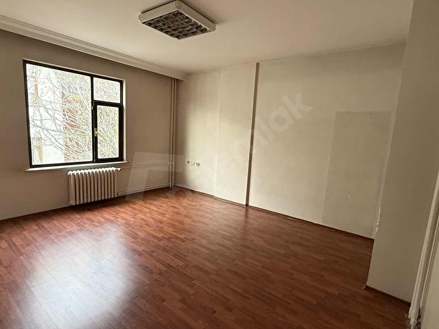 KÜLTÜRPARKA YÜRÜME MESAFESİNDE DERSANELER BÖLGESİNDE 3+1 ARA KAT - Görsel 3