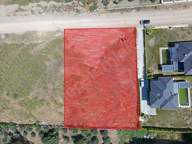 Seferihisar BahçeŞehirde 2 Villa Yapımına Uygun 1515 m2 Arsa - Görsel 3