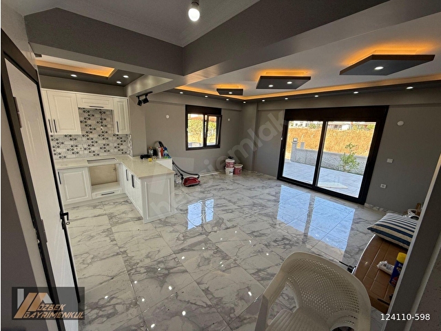 İzmir Dikili Salihleraltında Satılık Sıfır 6+1 Müstakil Villa - Görsel 2